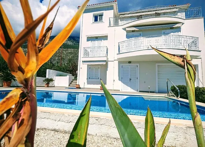 Upsidedown Villa. Amazing Views! Villa Lourdata (Kefalonia)