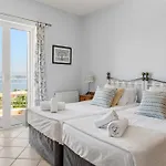 Upsidedown Villa. Amazing Views! * Lourdata (Kefalonia)